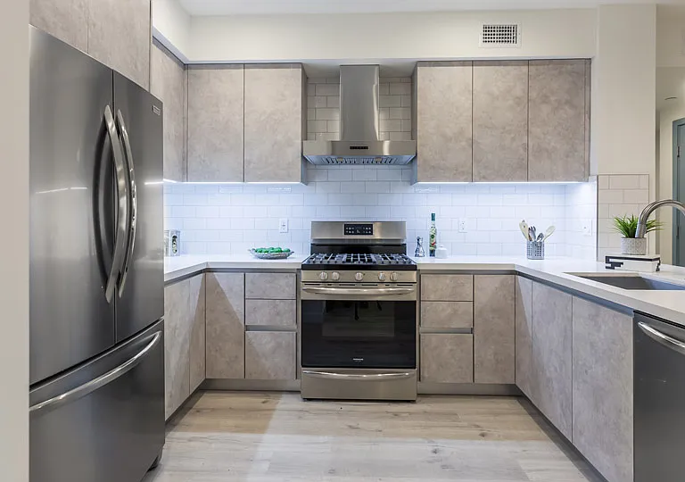 905 Wilcox Ave #302 — Photo 4