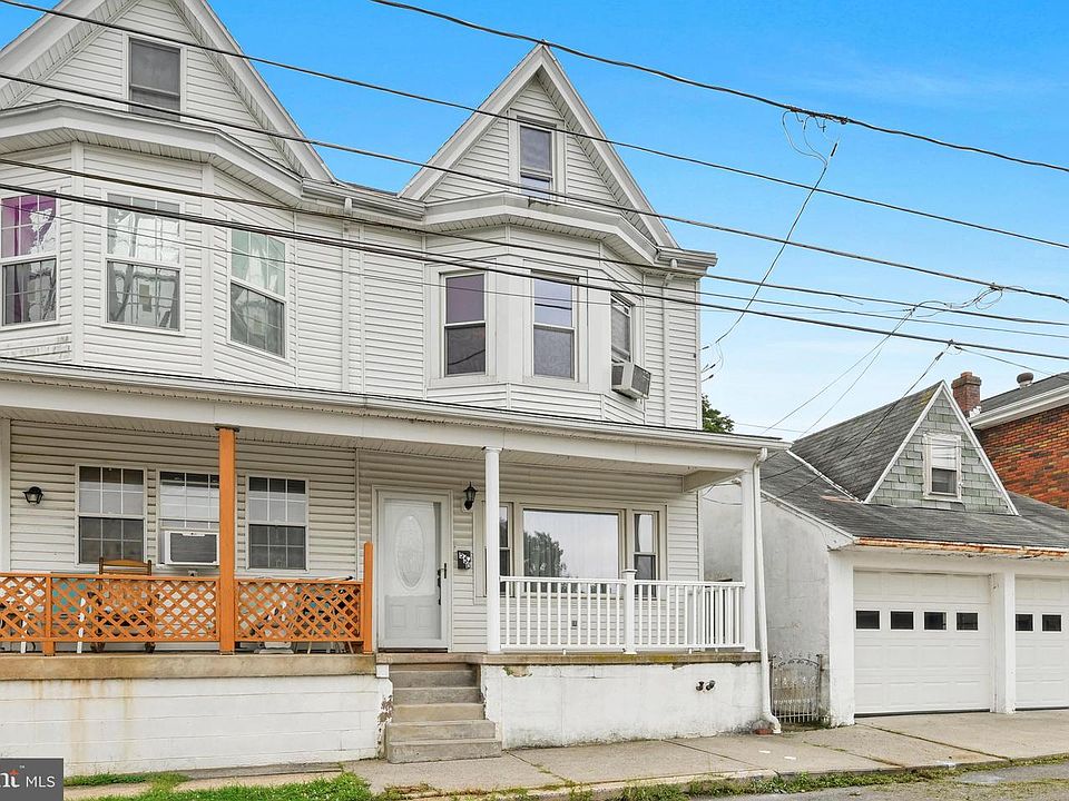 1st image of 550 3rd St