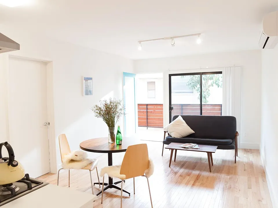 830 N Beaudry Ave #5