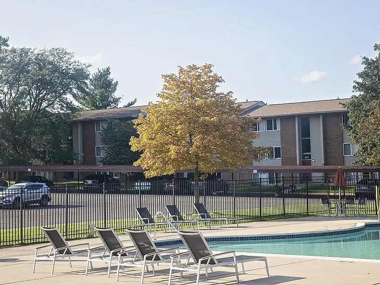 Six Trails Apartments - Saline, MI — Photo 28