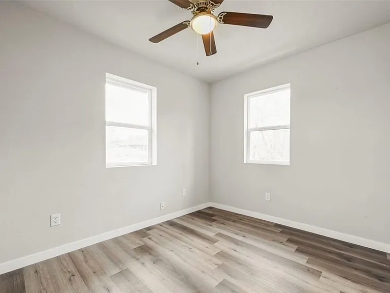 1149 S University Blvd — Photo 27