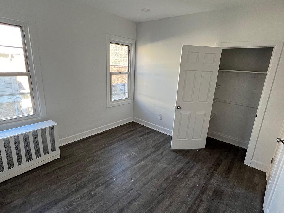 2nd image of 138 Elliott Ave #3