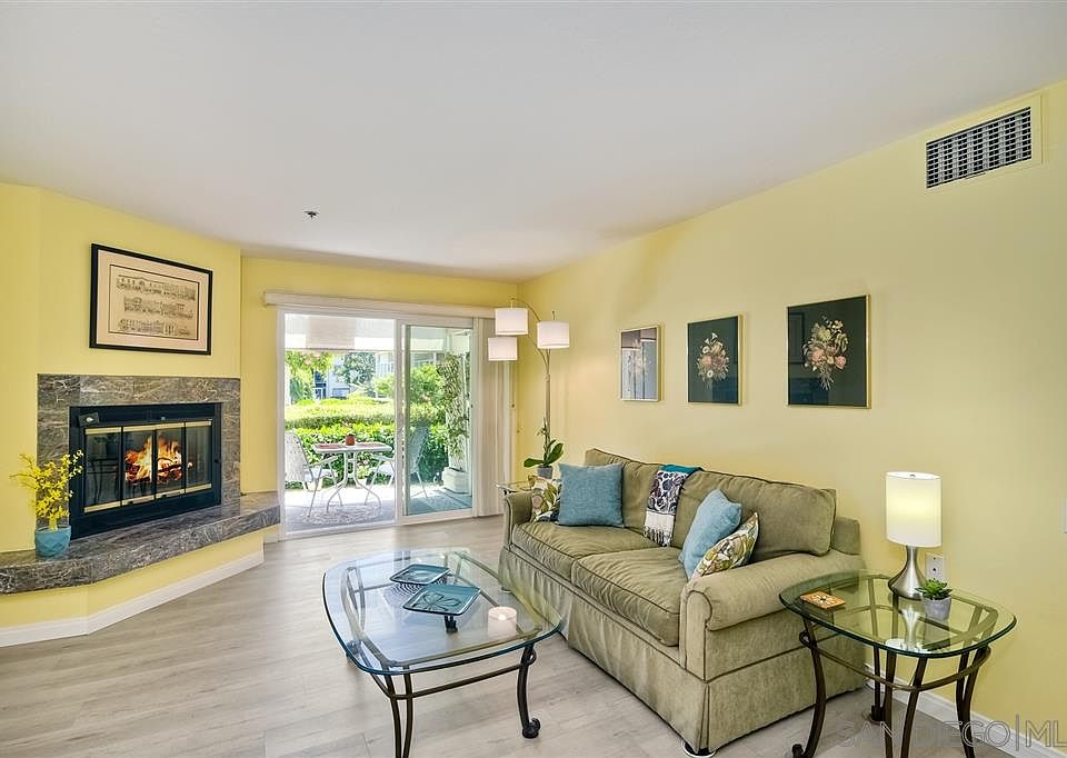 1st image of 1682 Circa Del Lago Unit A105