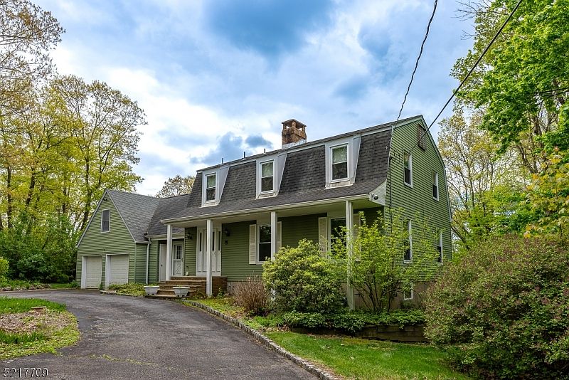 1st image of 9 Chilhowie Dr