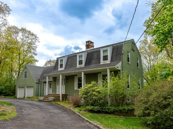 9 Chilhowie Dr, Kinnelon Boro, NJ 07405