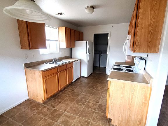 2nd image of 3903 Ariel Ave #A