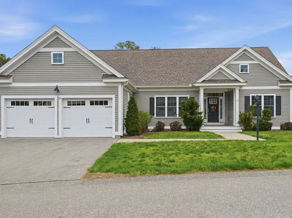 11 Summersweet Cir Unit 11, Plymouth, MA 02360