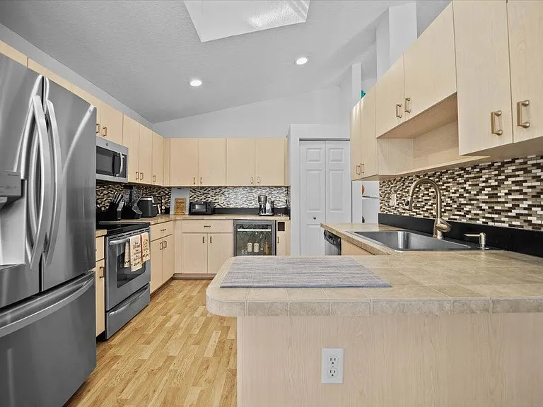 7534 Ironbridge Cir — Photo 34
