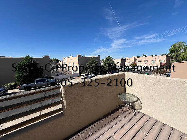 1936 Hollyhock Cir — Photo 21