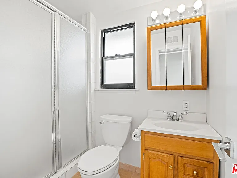 2254 Stradella Rd — Photo 15
