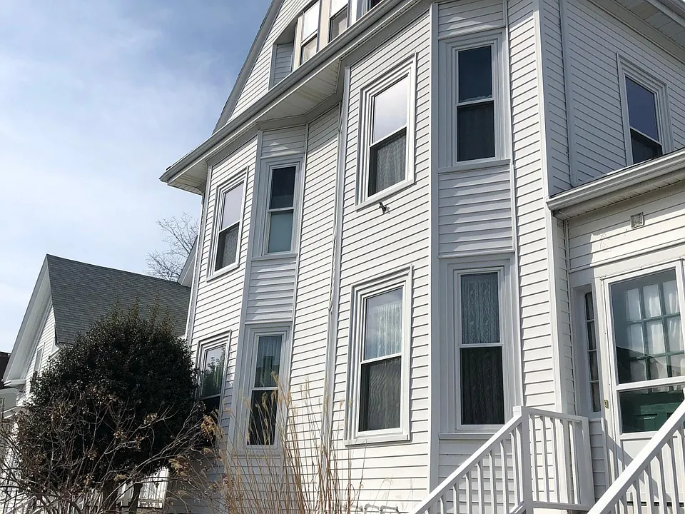 96 Prospect St #1