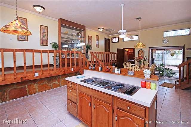 The open floor plan is so convenient