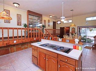 185 Mid Island Dr, Fort Myers Beach, FL 33931