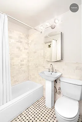 Sold by Triplemint | media 5