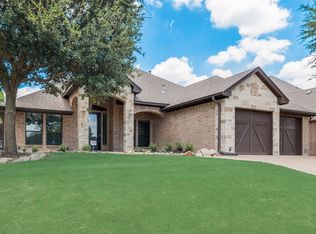 10932 Golfview Way, Benbrook, TX 76126