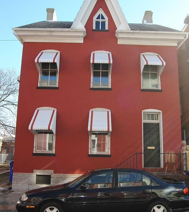 Exterior (Front)