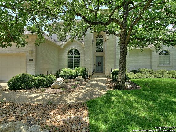 2nd image of 29427 Fairway Bluff Dr