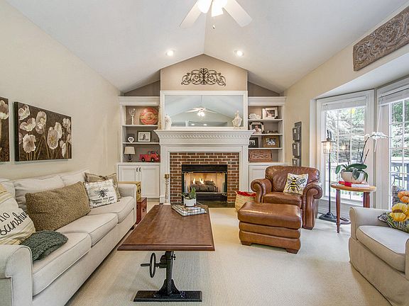 5th image of 13215 Worthington Ct