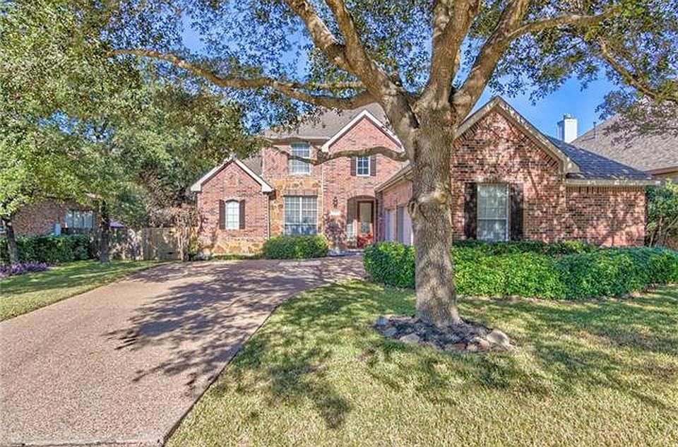1st image of 1812 Bluffwood Pl