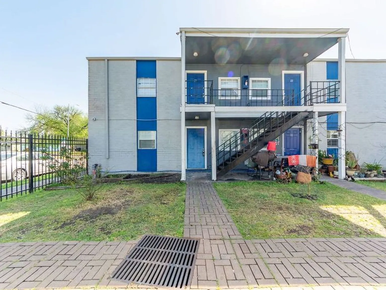 *Housing Welcome / Section 8 Accepted — Photo 3