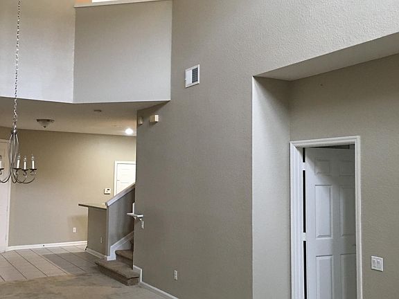 5th image of 1580 Shallcross Ave Unit 3