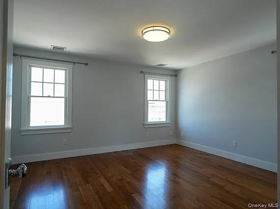 3 Pennsylvania Ct — Photo 30