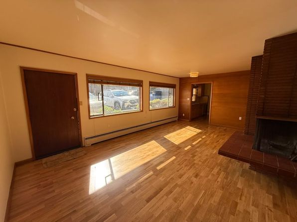 1920 N 36th St APT 1