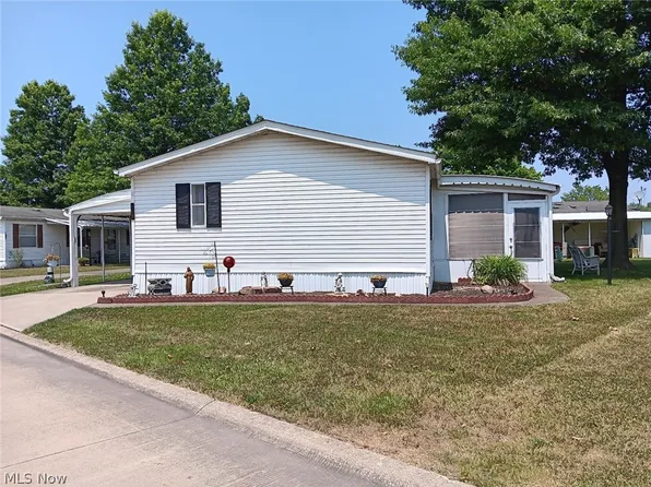 189 Gull Dr, Elyria, OH 44035