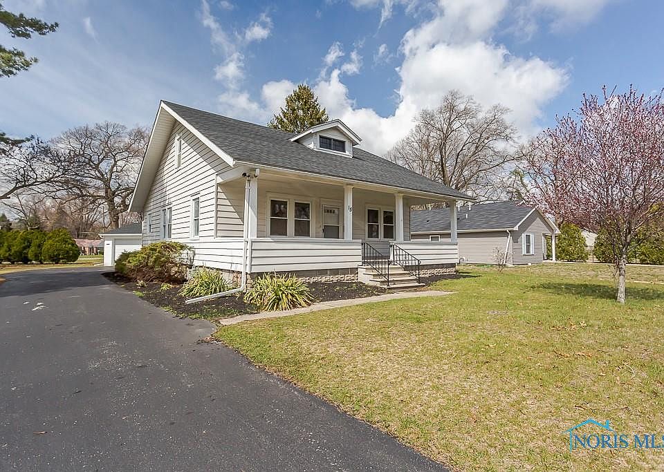 1st image of 15 Dulton Dr