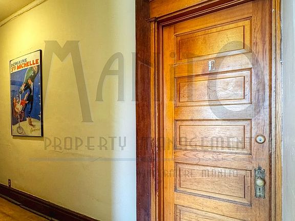 5th image of 1721 W Riverside Ave APT E