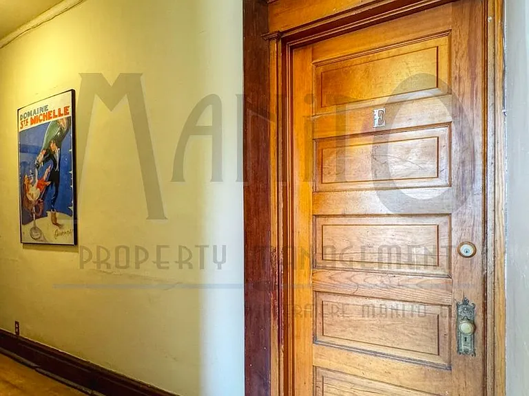 1721 W Riverside Ave — Photo 5
