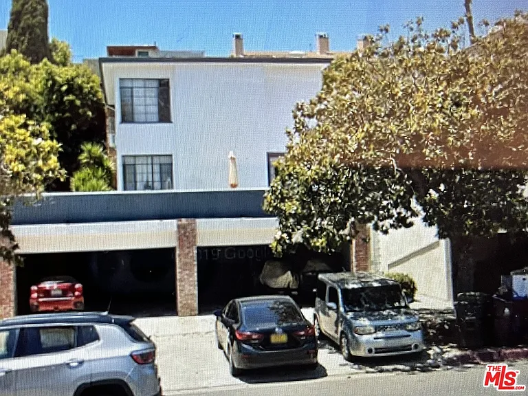 1839 S Beverly Glen Blvd #4 — Photo 13