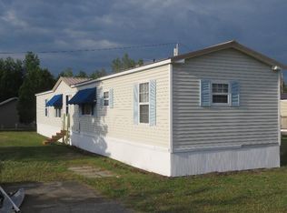 413 Kelley Mobile Homes Park, Millinocket, ME 04462