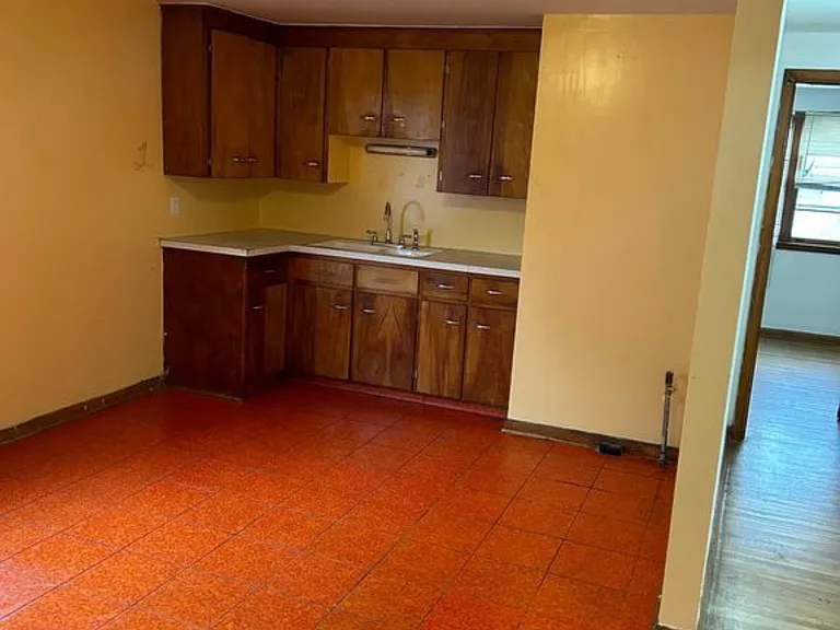 96 Federal Ave #2 — Photo 11