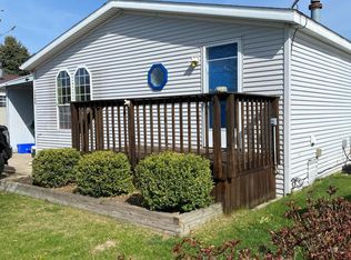 1305 Pineview Ln, Fremont, MI