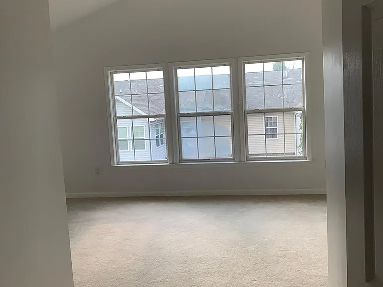 61 Quartz Rd — Photo 15