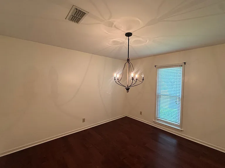 4600 Fox Den Ln — Photo 8