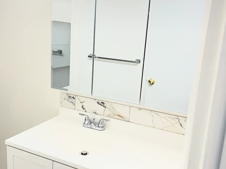 1426 Centennial Dr #1426 — Photo 3