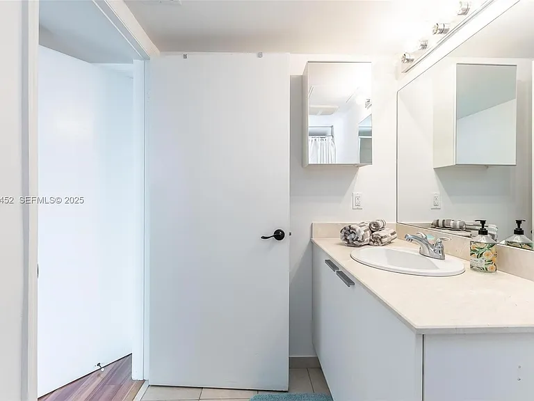 16699 Collins Ave #1507 — Photo 16