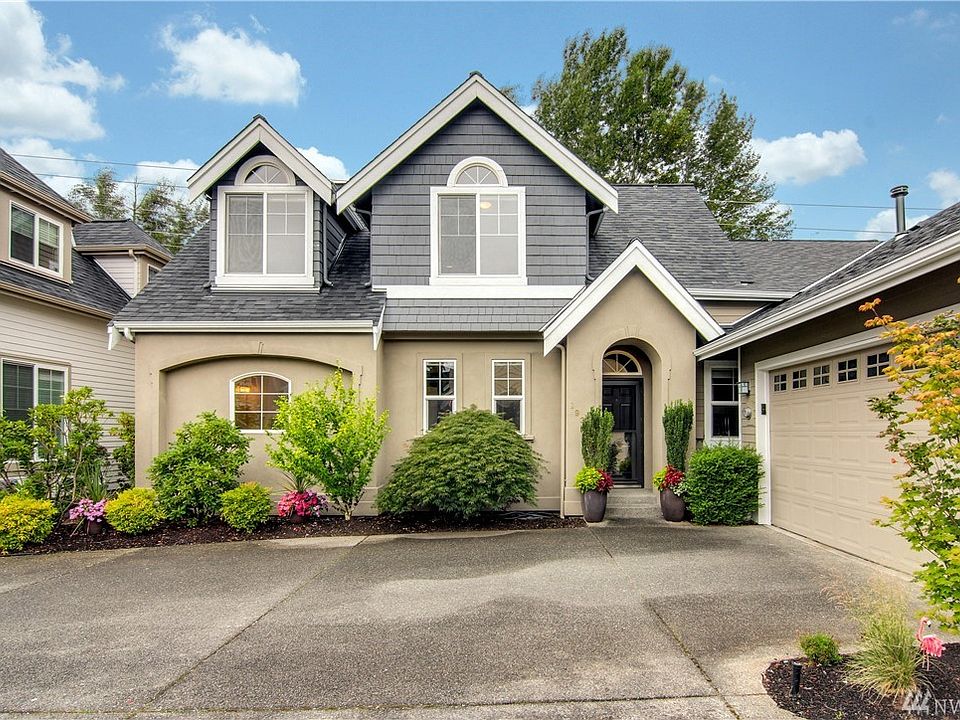 1st image of 1939 14th Ct NE
