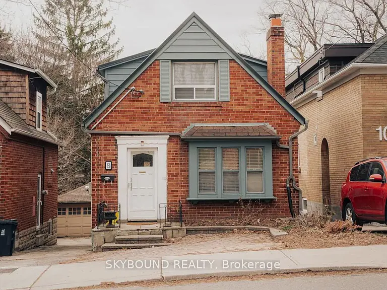 8 Runnymede Rd #LOWER — Photo 1