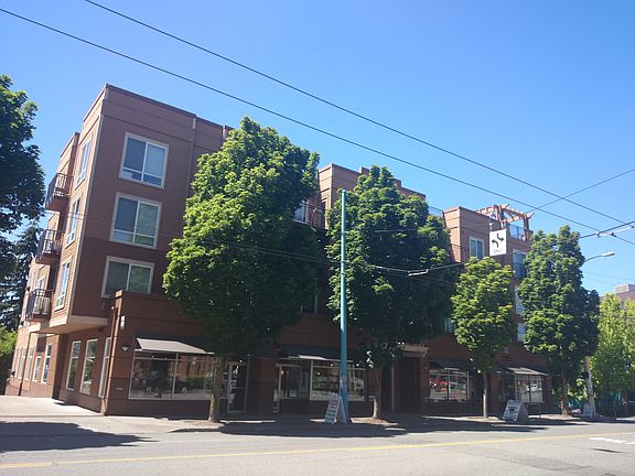 2nd image of 2727 Eastlake Ave E APT 204