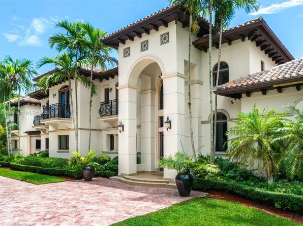 5950 SW 111th St, Pinecrest, FL 33156