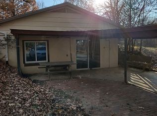 110 Bassett School Rd, Elizabethtown, IL 62931