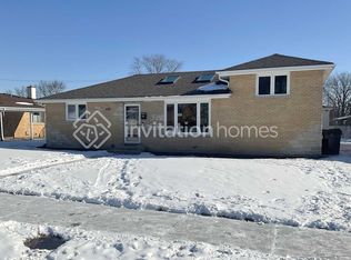 641 N Neva Ave, Addison, IL 60101