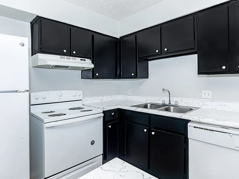 Avalon Village Townhomes — Photo 19