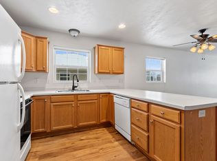 304-308 Golfview Rd #361, Cecil, WI 54111