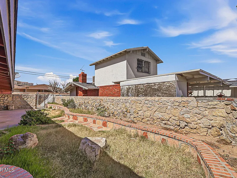 2801 Polk Ave — Photo 33