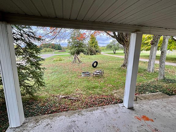 2nd image of 595 Wilson Rd