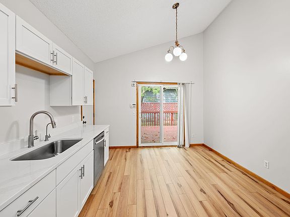 3rd image of 9540 Irving Ave N